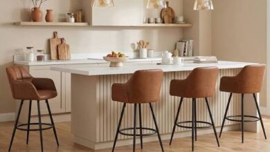 Why Bar Managers Move to Heavy Duty Bar Stools After One Bad Winter