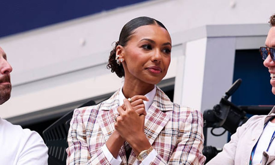 Malika Andrews